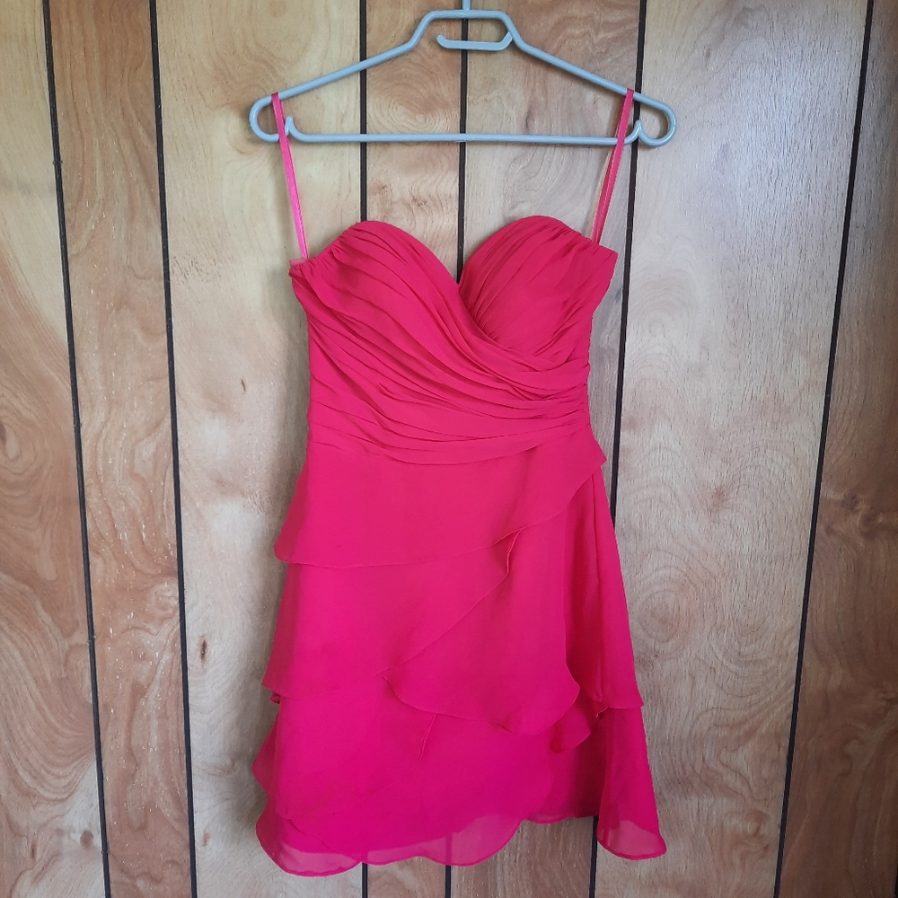 Symphony of Venus strapless Grad Dress